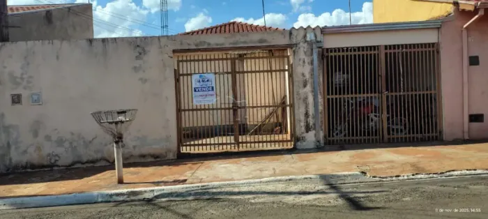 Casa de 203m² com 03 quartos à venda - Jardim Paulista