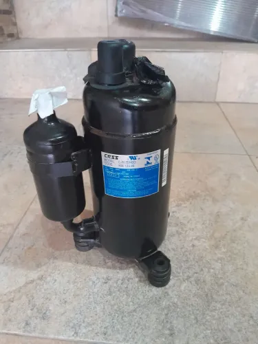 Compressor rotativo para ar condicionado 12000 btu/semi novo. R22.