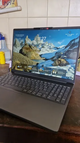 Notebook lenovo ideaped slim 3 I5 semi novo