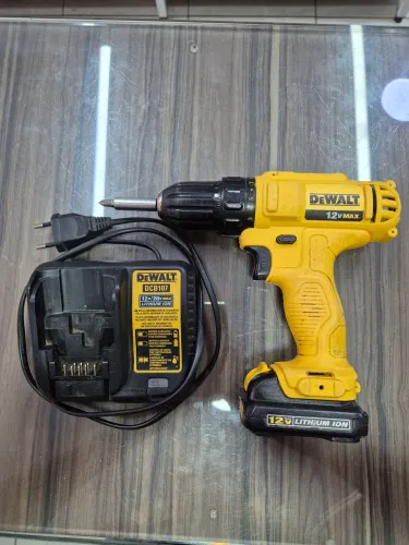 Parafusadeira Dewalt 12v com bateria