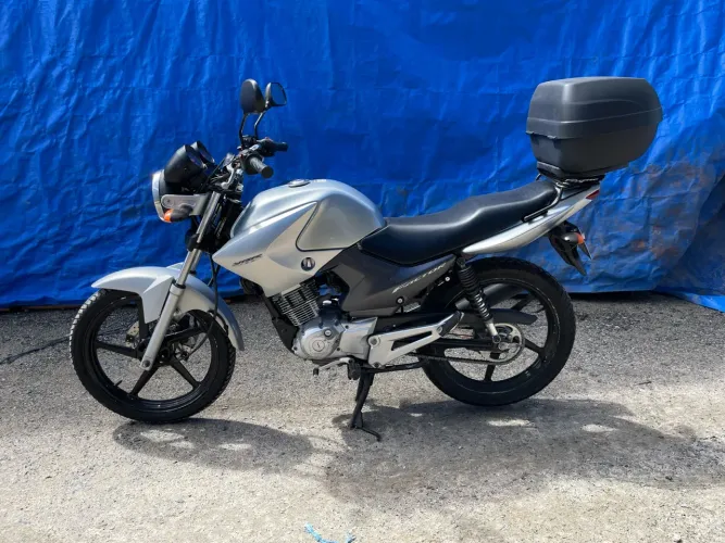 Ybr 08/09 com apenas 40mil km