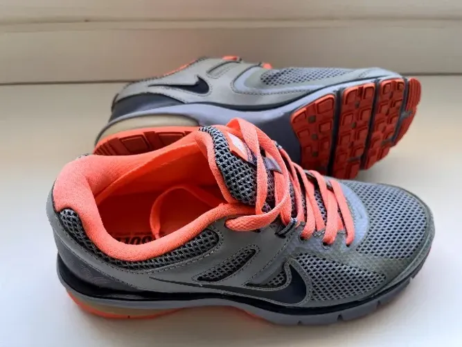 Tênis Nike Air Max Defy RN Feminino Tam. 35 Pouquíssimo Uso
