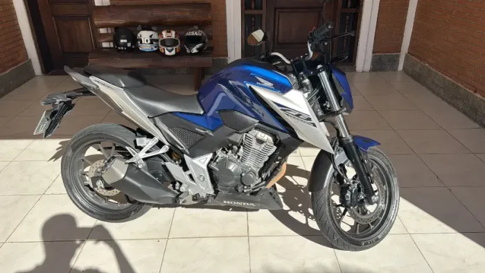 Honda Twister 300f