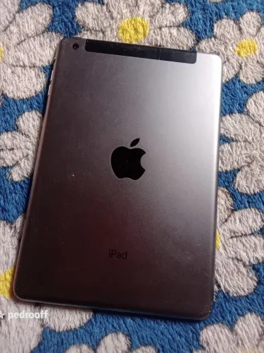 Ipad mini 2 por 150,00