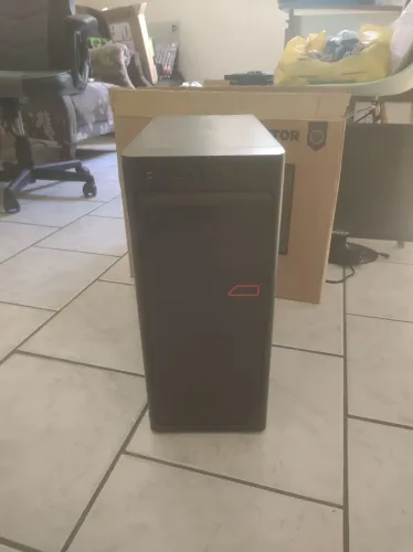 GABINETE PRETO ATX MATX MINI ITX USADO<br>AEE INFO<br>ACEITO CARTÃO