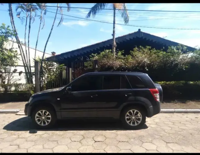 Suzuki Grand Vitara 2.0 16V 4x2/4x4 5P Mec. 2014