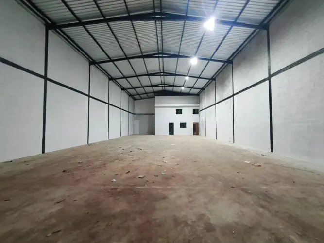 Galpao Imóvel para aluguel com 400 metros quadrados em Setor Sudoeste - Goiânia - GO