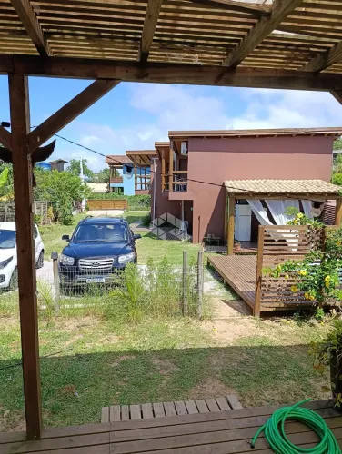 POUSADA NA PRAIA DO ROSA, COM 4 CASAS, SENDO 3 LOFTS, PISCINA AQUECIDA, 5 VAGAS DE GARAGEM
