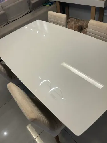 Jogo de Mesa 6 lugares com cadeiras
