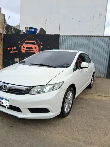 Honda Civic Sedan LXS 1.8/1.8 Flex 16V Mec. 4P 2014
