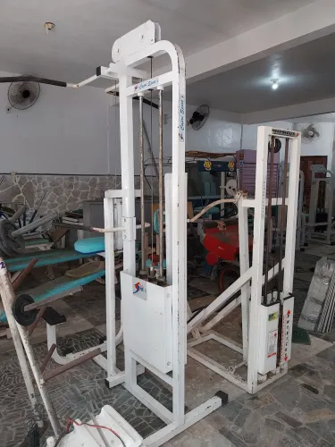 Vendo 10 Maquinas de musculação