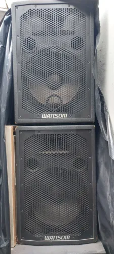 Duas Caixas de som profissional Wattsom Niobium 1000