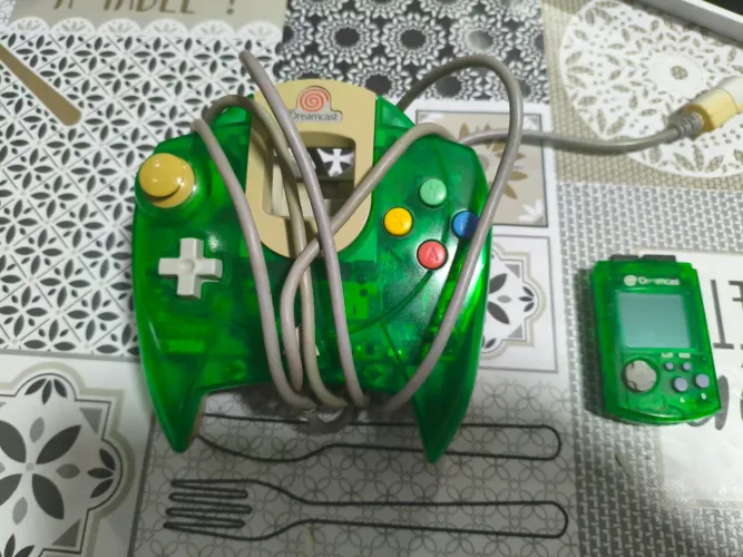 Controle verde e vmu verde originais de Dreamcast