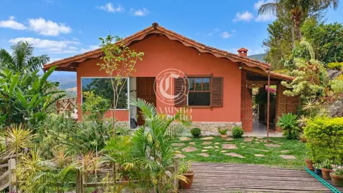 Casa em Condomínio : / Residencial / Itaipava