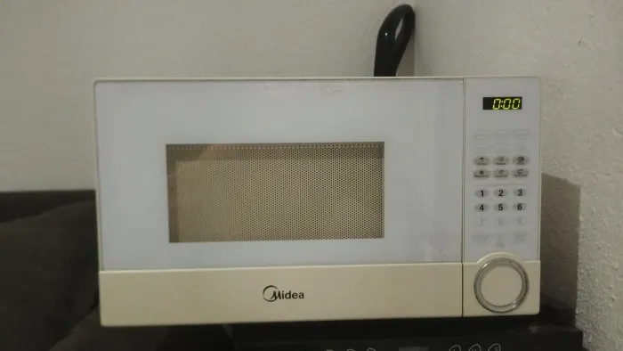 Microondas Midea novo nunca usado sem nenhum arranhao ou marcas de uso
