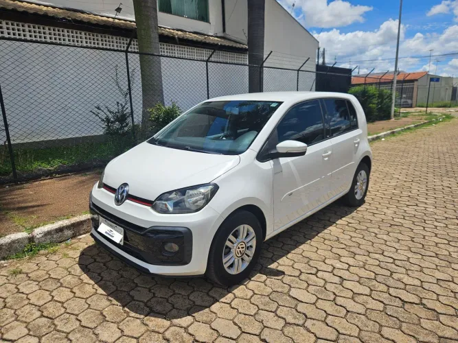 Volkswagen Up! Move 1.0 TSI Total Flex 12V 5P 2018