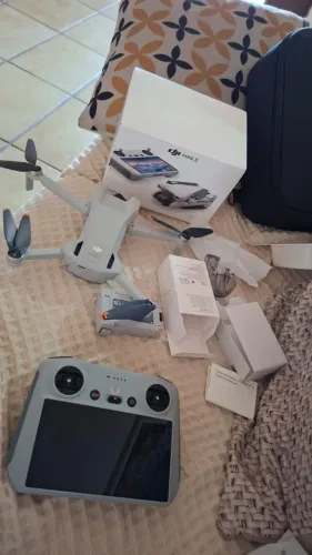 DJI Mini 3 Standard controle com Tela NOVO