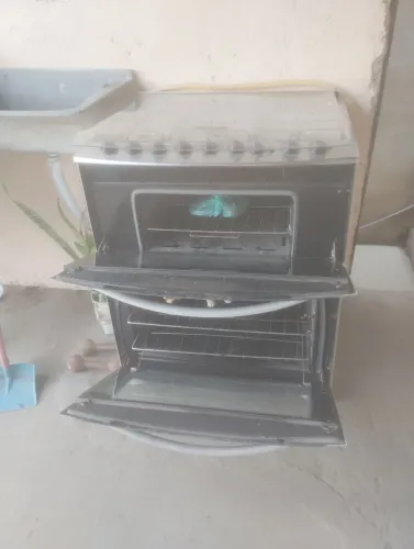 Fogão de 2 forno e 06 boca