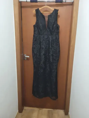 Vestido festa preto com renda
