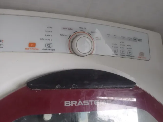 Vende-se máquina de lavar Brastemp 10 kg