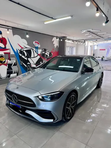 Mercedes-Benz C-300 AMG Line EQ Boost 2.0 TB Aut. 2024
