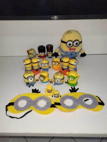 Kit c 18 itens Minions Mcdonalds e Pelúcia original todos em perfeito estado