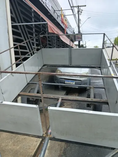Reboque utilitário eixo simples