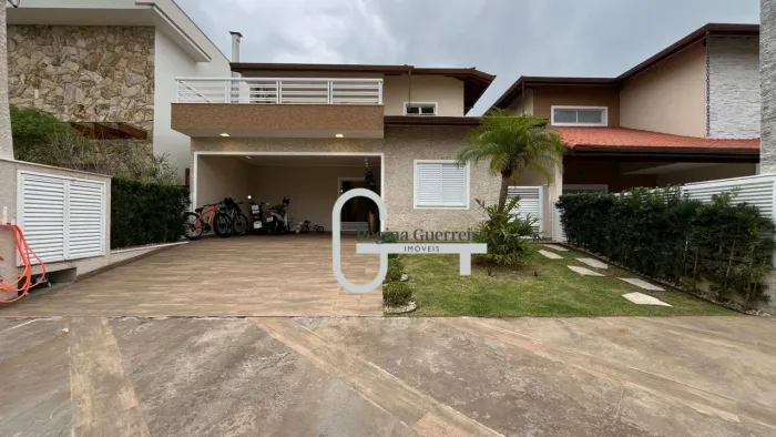 Casa com 3 dormitórios à venda, 220 m² por R$ 1.400.000,00 - Residencial Três Marias - Per