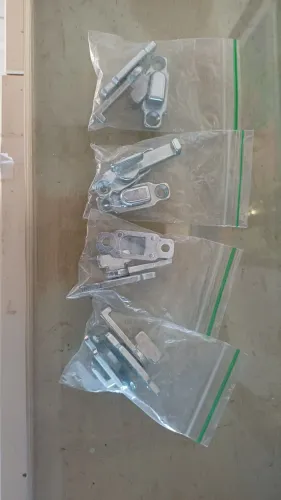 KIT FECHO JANELA 4 UNIDADES NOVO