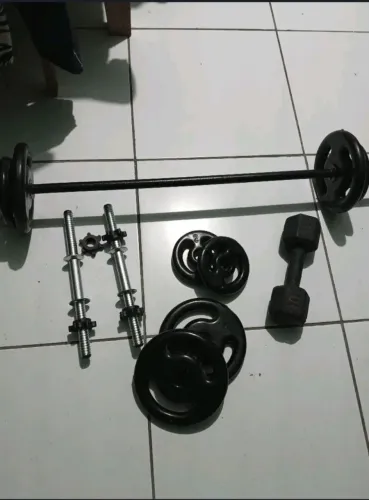 Equipamento de musculação