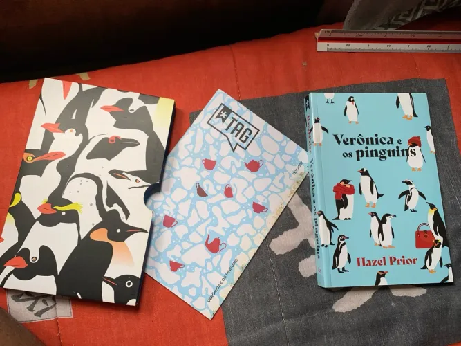 Livro da teg livros - Verônica e os Pinguins
