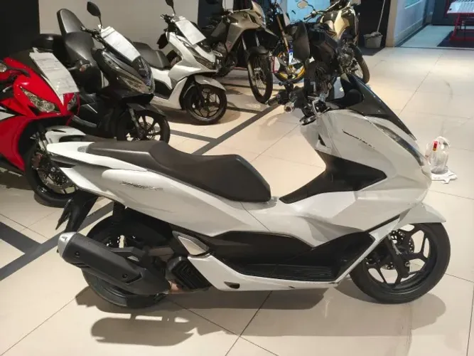 Honda PCX 2025 Branca | Único Dono | Na Garantia Honda | IPVA Quitado