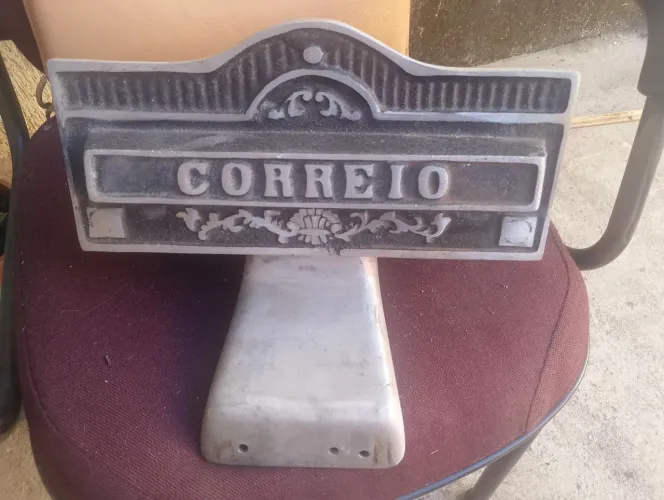 CAIXA DE CORREIO (FERRO BATIDO)