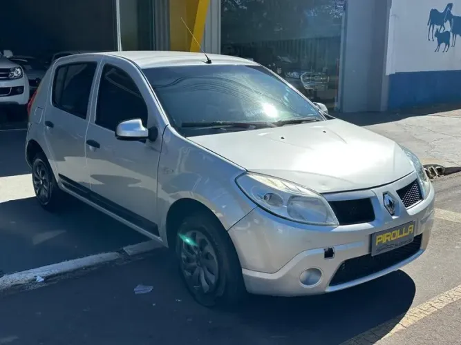 Renault Sandero Authentique Flex 1.0 12V 5P 2011