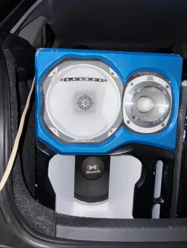 Som automotivo