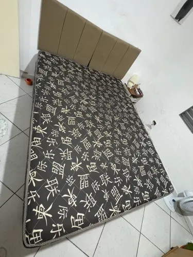 Cama de casal box