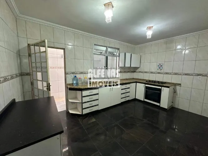 Casa Geminada para aluguel 3 quartos no Bairro Eldorado