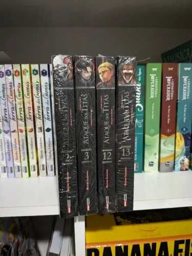 Ataque dos Titãs (2 em 1) - Vols. 2, 3, 12 e 13 - Novos/Lacrados