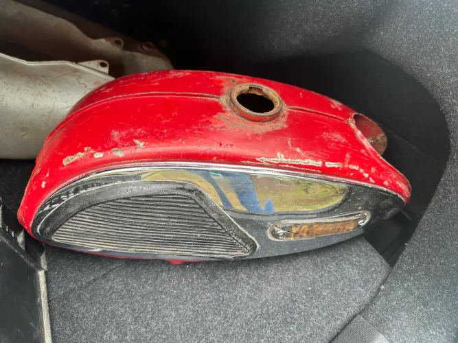 Tanque de moto Yamaha 50cc
