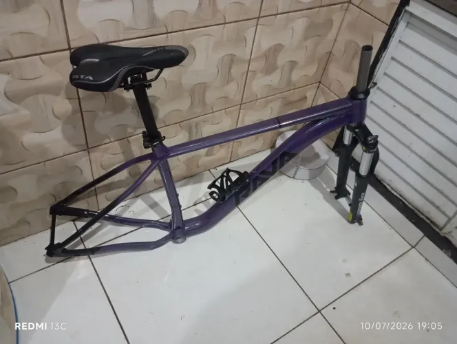 Bike RAVA CAVE tamanho 19.pra quem quiser yeina de montar o valor bem abaixo.1.200 avista 
