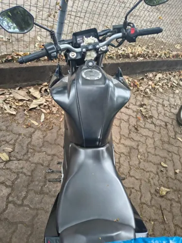 Vende-se, IPVA HONDA CB300 2023/2024