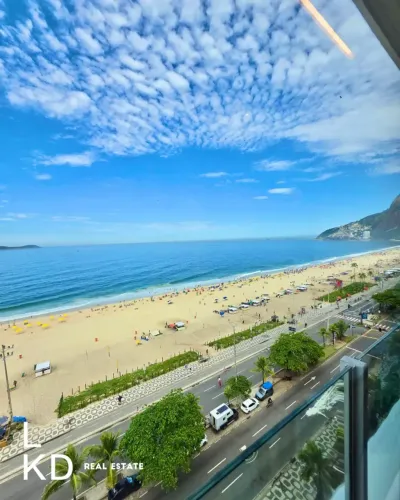 Apartamento Frente Mar em Ipanema  | 300 m² | Reforma contemporânea impecável