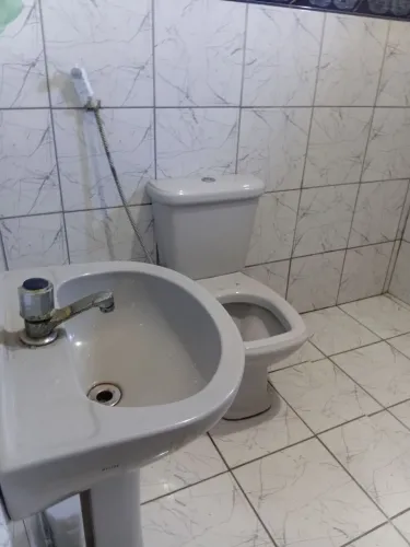 CASA ? A VENDA! Dúplex, em cima da garagem  guarto suíte aceito a pessoa visitar e melhor!