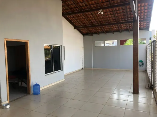 Aluga-se casa semi mobiliado no Condomínio Bosque dos Ipês em Cuiabá MT