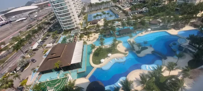 Vendo linda Bora Bora, 2 qtos, Barra da Tijuca OPORTUNIDADE
