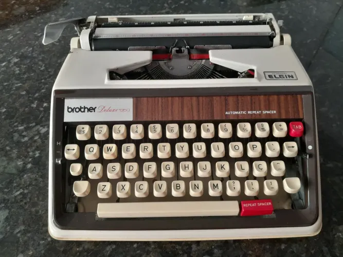 Maquina de escrever 