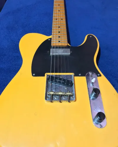 Squier Telecaster (captadores Seymour Duncan originais)