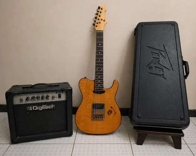 Guitarra rara e de alta qualidade com case e amplificador 