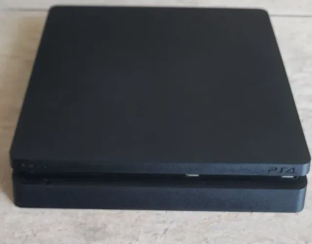Playstation PS4 Slim 500Gb + 5 Jogos Originais + 2 Controles Original