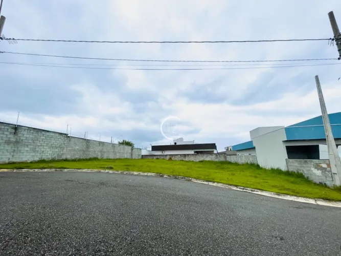 Terreno à venda, 430 m² por R$ 350.000,00 - Residencial Malibu - Caçapava/SP